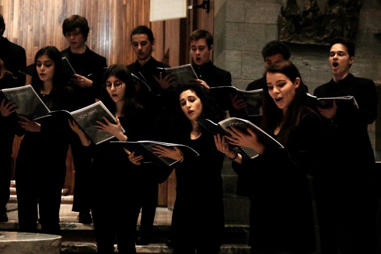 Il Coro della Scuola universitaria di Musica eseguirà per la prima volta il ‘Requiem’ di Fauré alla Chiesa di San Nicolao della Flüe di Lugano
